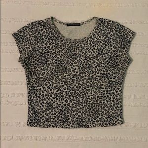 Brandy Melville Ashlyn leopard top